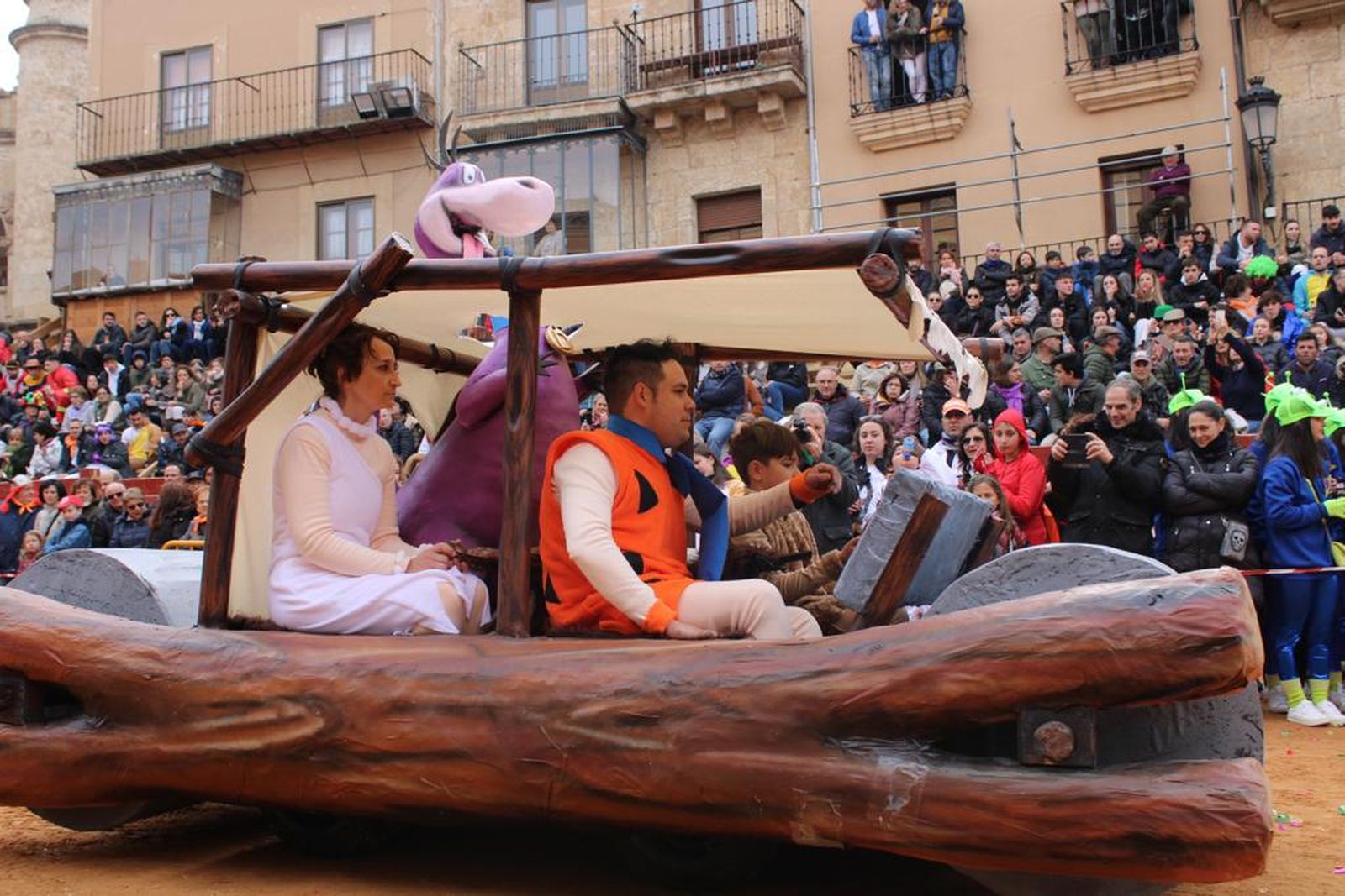 disfraces-del-sabado-de-carnaval-en-ciudad-rodrigo-80