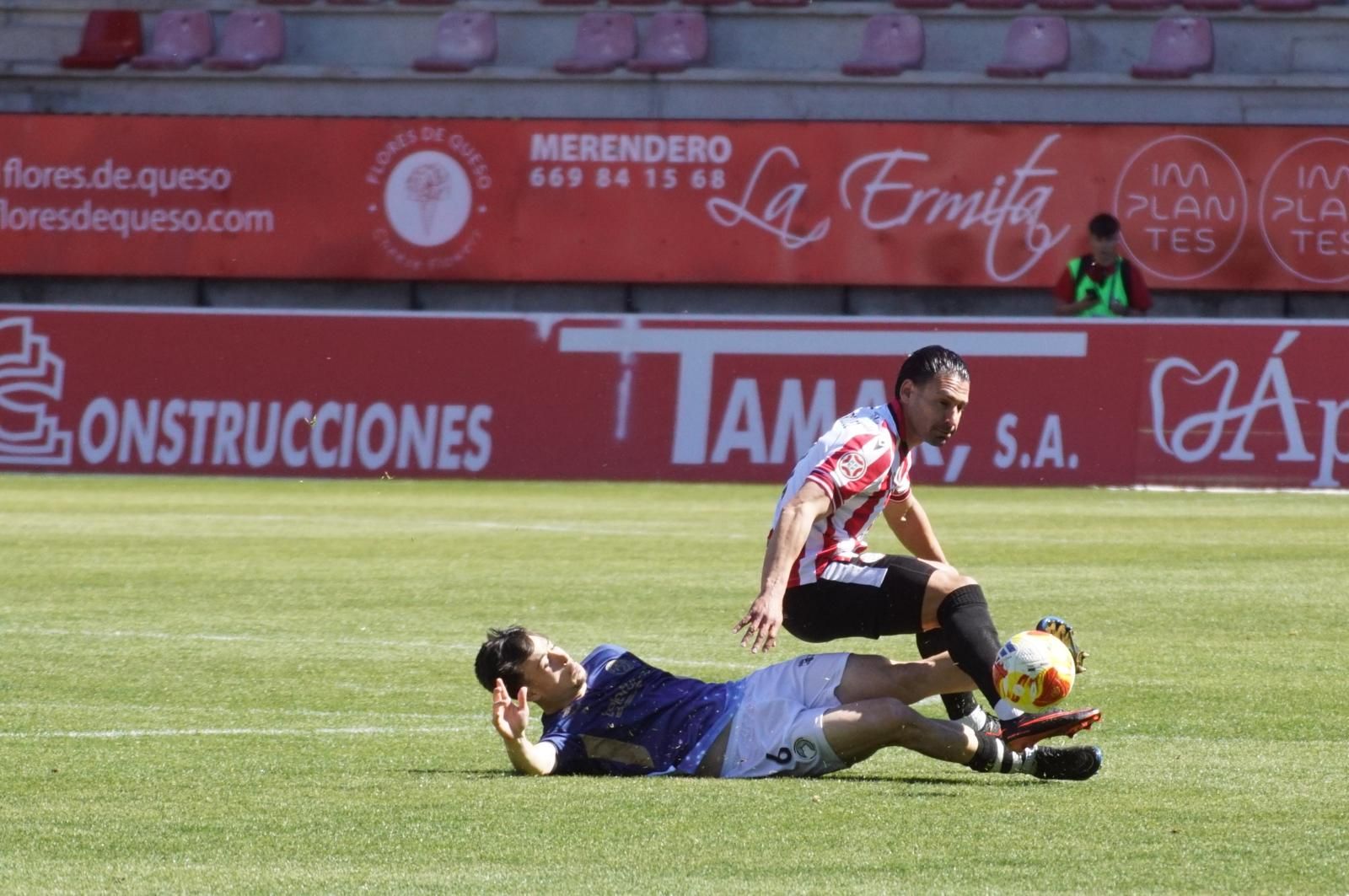 Revive en imágenes el duelo entre el Zamora CF y Unionistas de Salamanca (18).jpeg