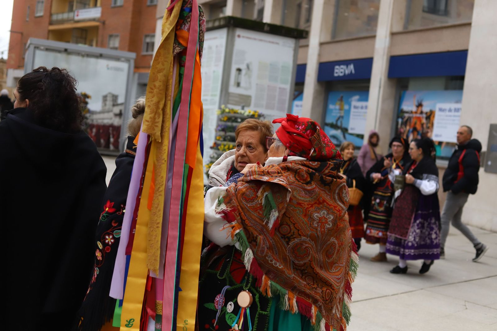 GALERÍA | Las águedas celebran la tradición por las calles de Zamora