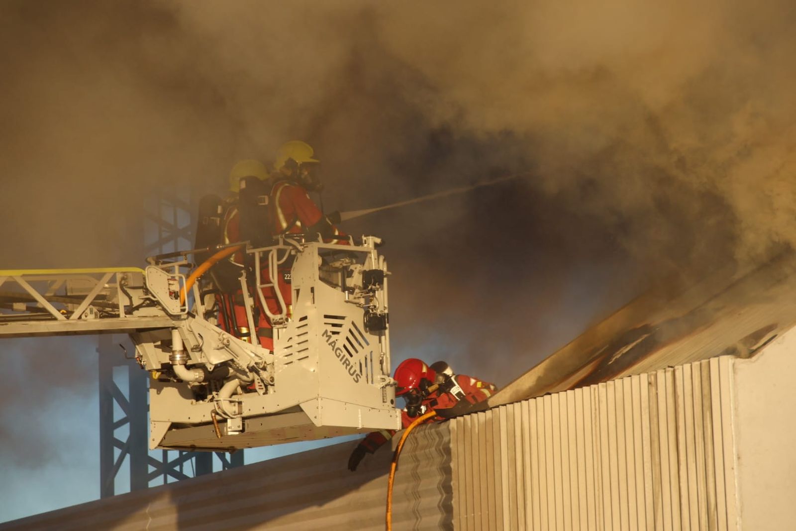 whatsapp-image-2023-12-21-at-17-28-56-2