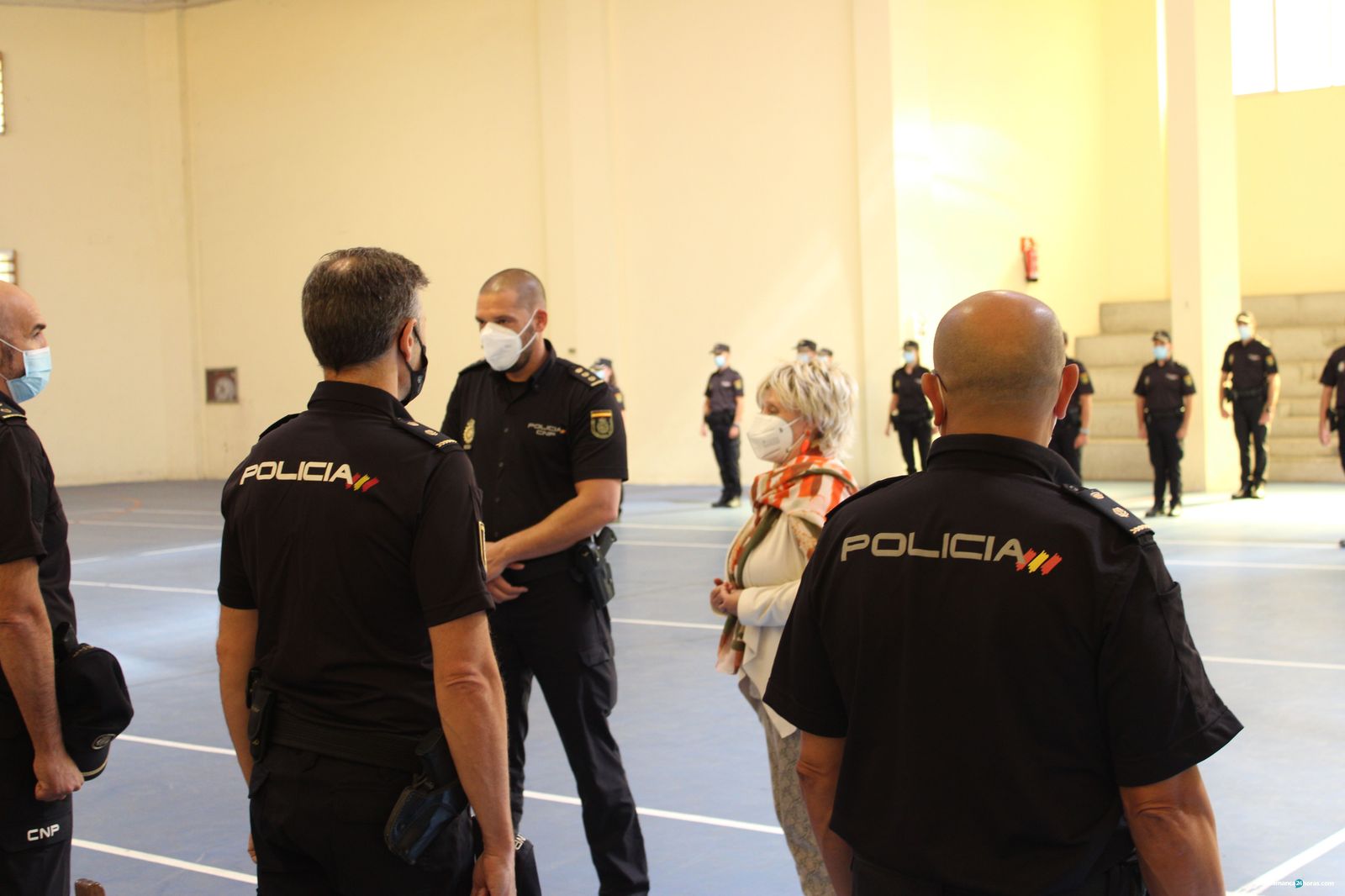 Bienvenida a los nuevos agentes de la Policía Nacional de prácticas (15)