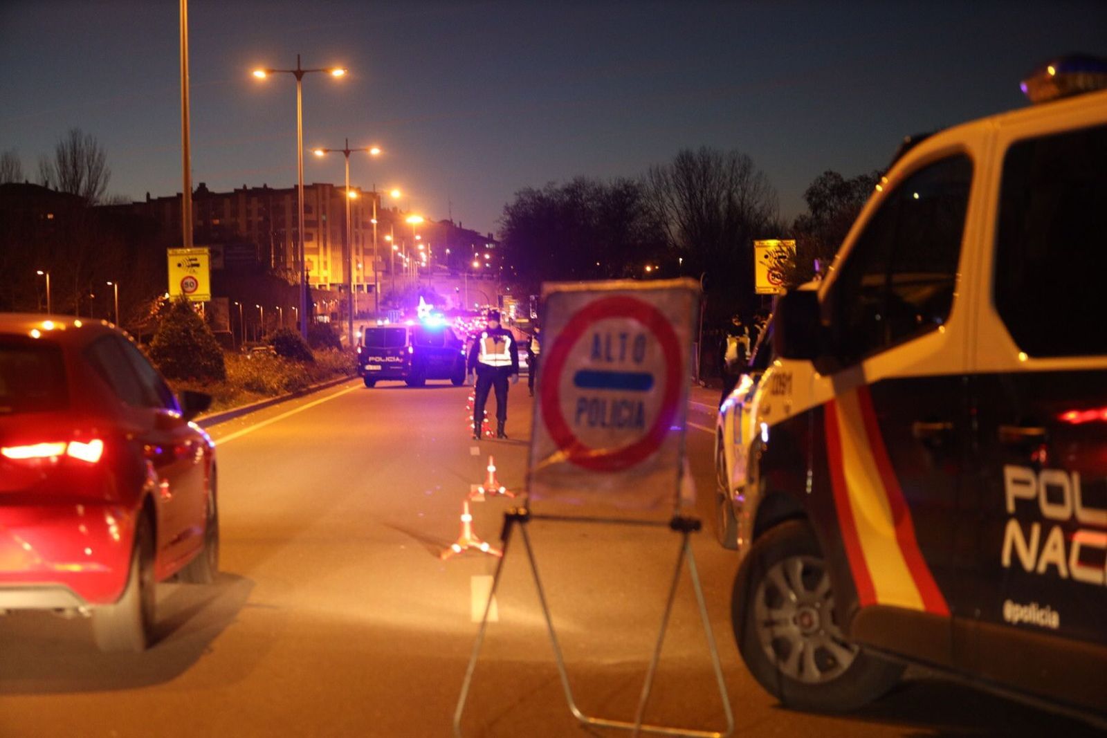 controles-puntos-de-acceso-a-la-ciudad-con-motivo-de-la-no-nochevieja-10