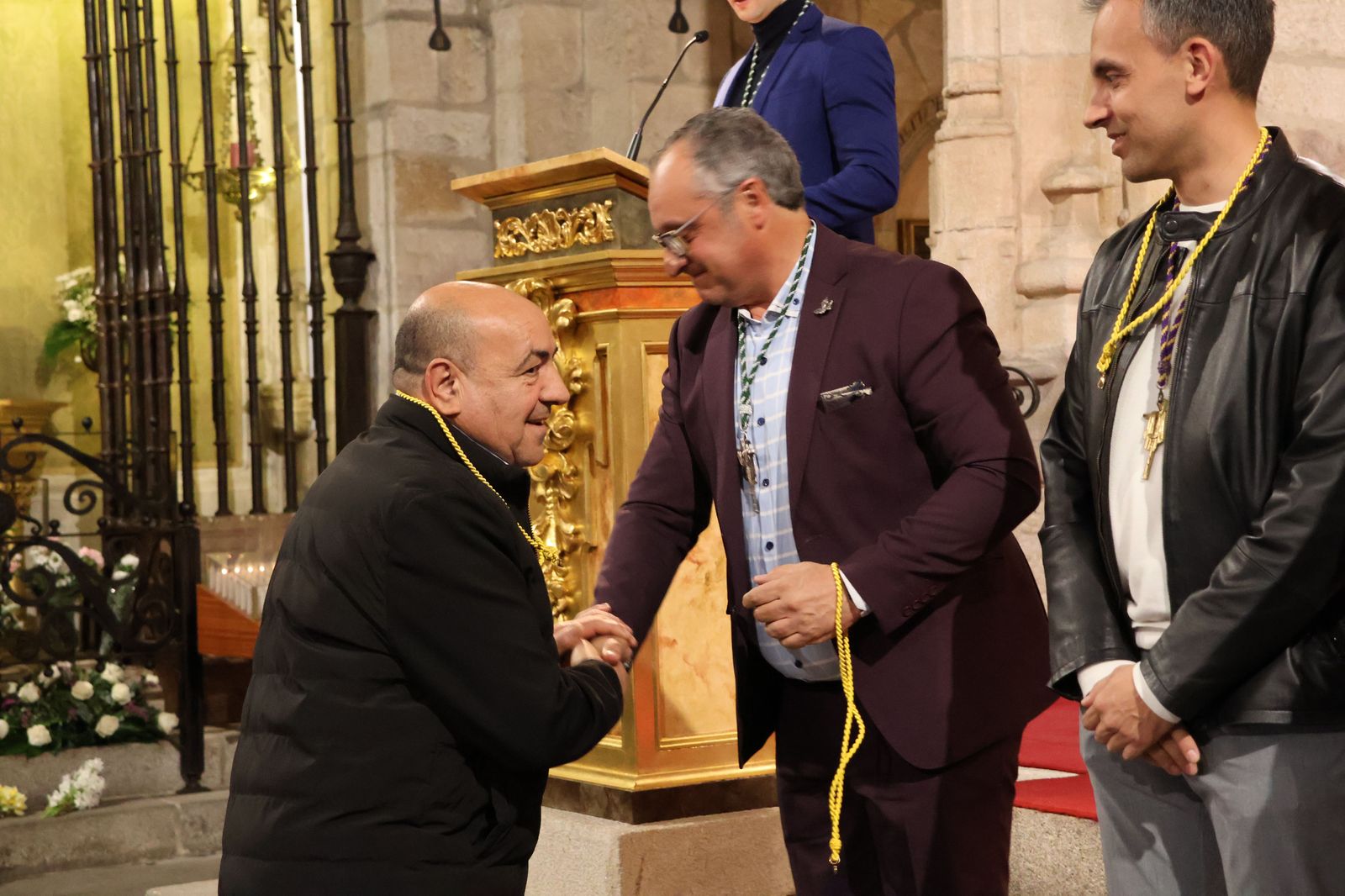 entrada-de-nuevos-hermanos-de-la-vera-cruz-15