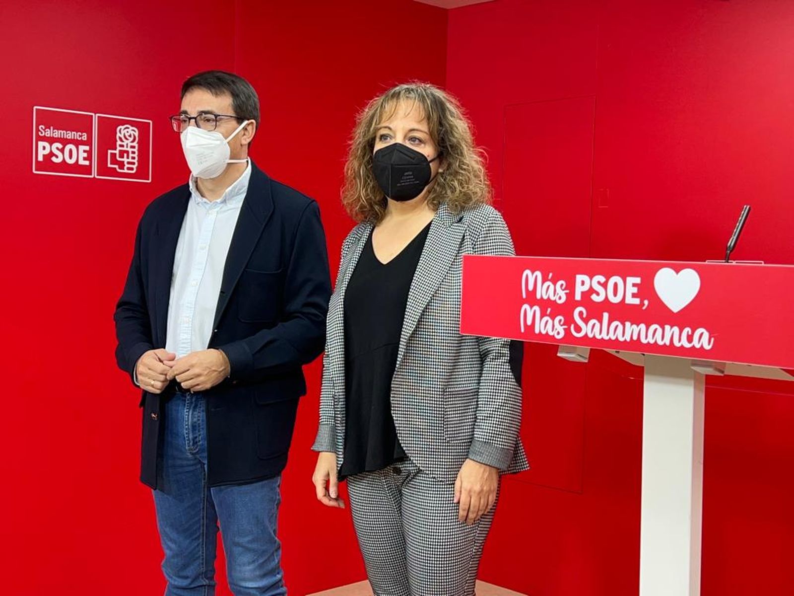 Iratxe García, presidenta de la Alianza Progresista de Socialistas y Demócratas en el Parlamento Europeo junto con Fernando Pablos,  número uno en la lista del PSOE por Salamanca