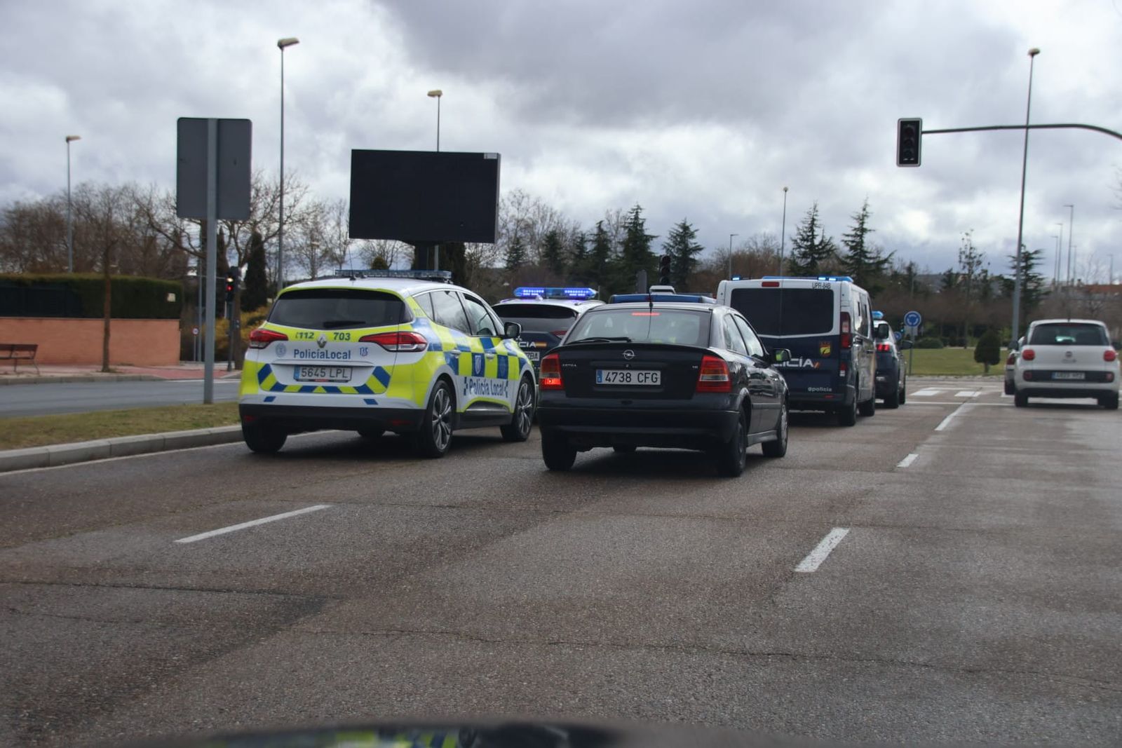 policia-local-y-nacional-llevandose-al-detenido-que-se-fugo-en-la-manana-de-este-jueves-4