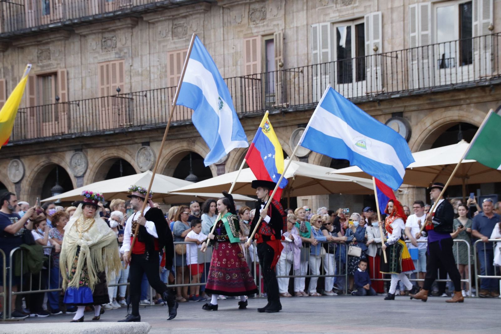 20220604181156-mg-2050