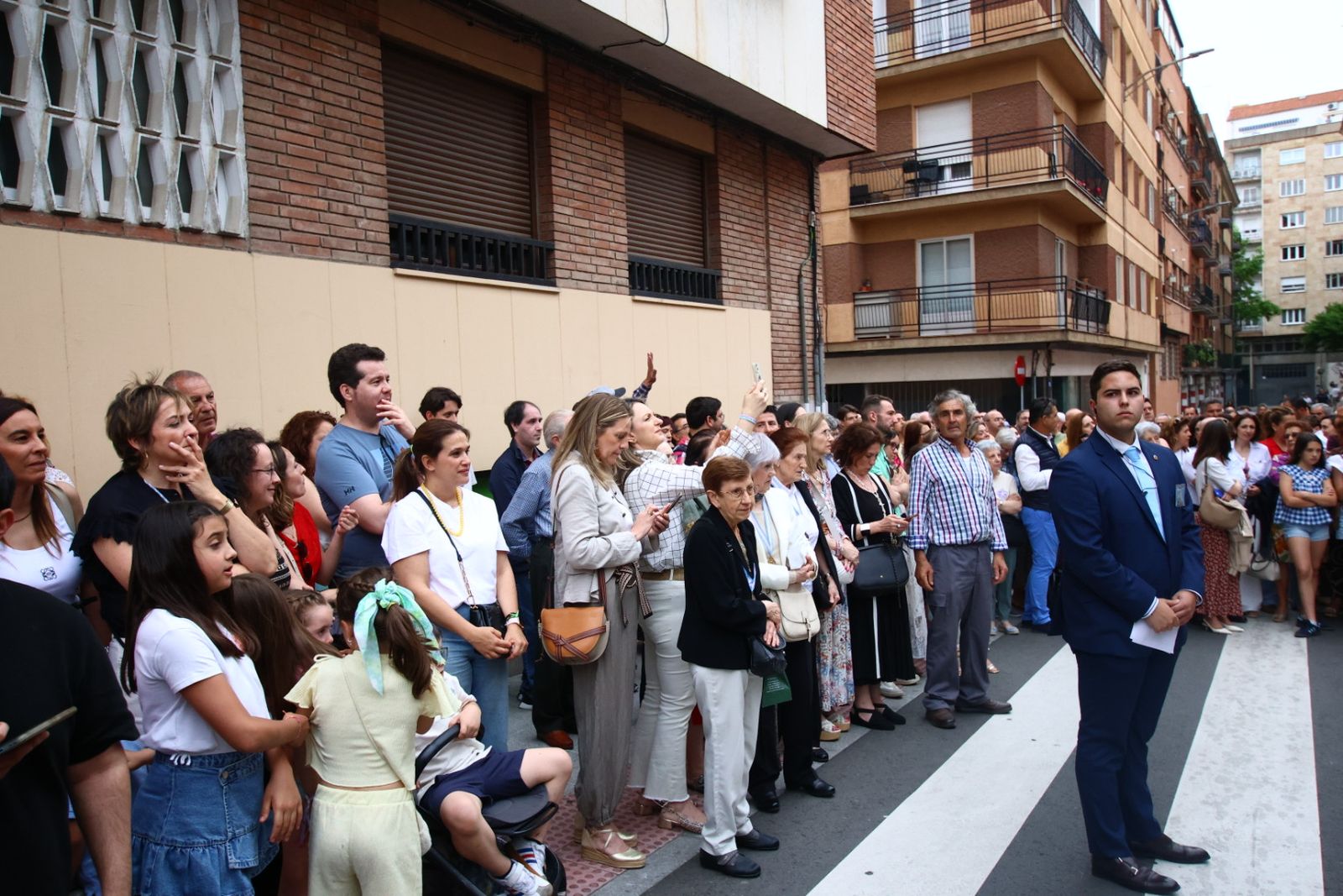 Procesión con motivo de la festividad de María Auxiliadora