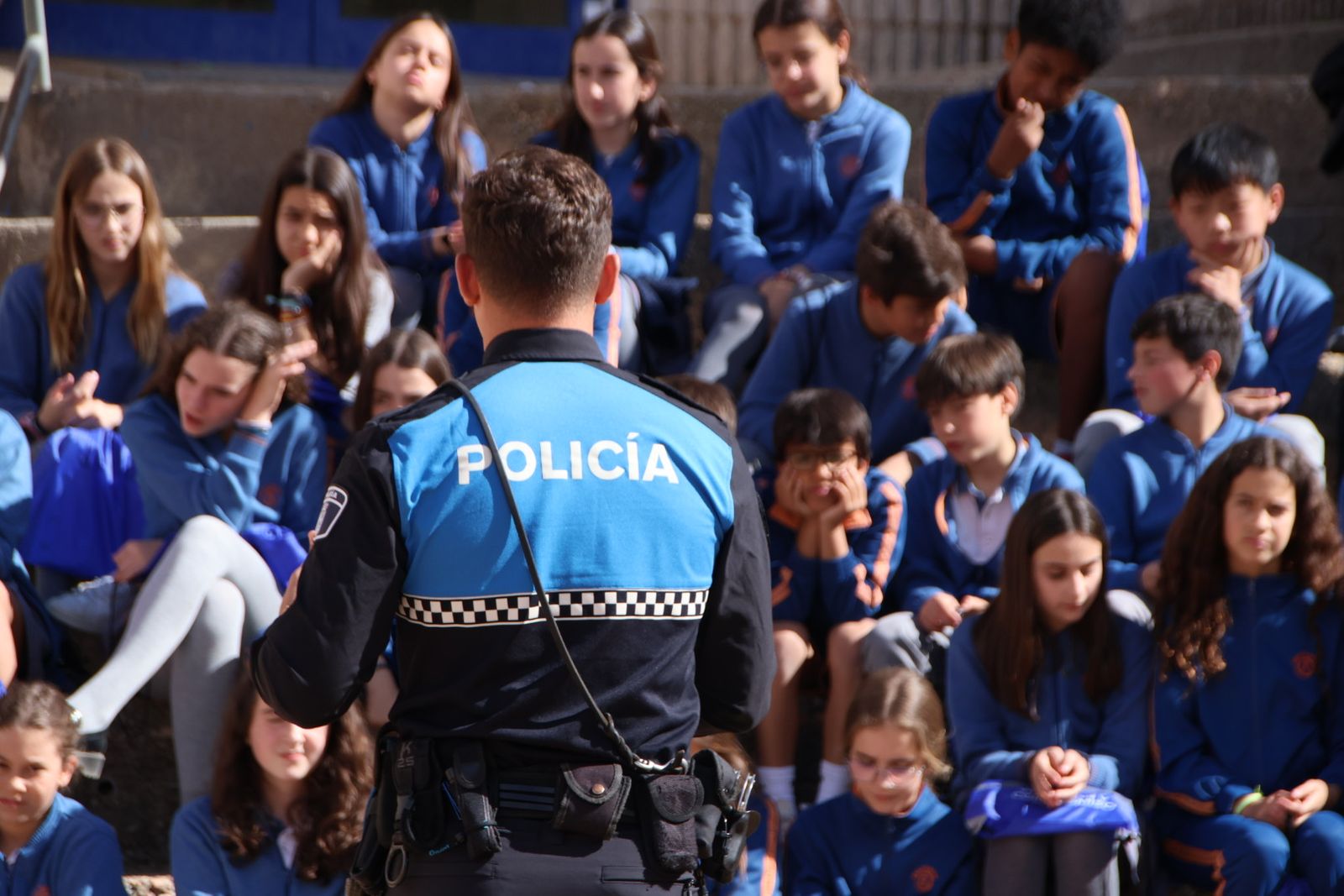 Reportaje perros Policía Local "semillas de conciencia"