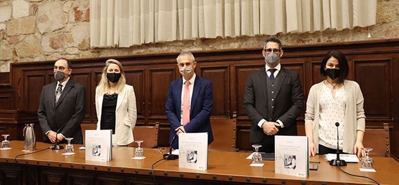 La USAL impulsa una publicación que se adentra en la historia del uranio en España