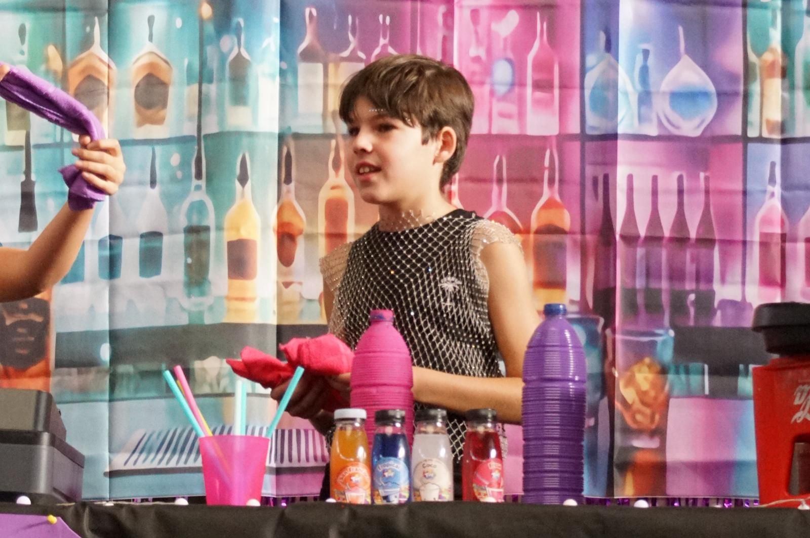 Emoción y creatividad en la primera cita del Play Back infantil en Alba de Tormes