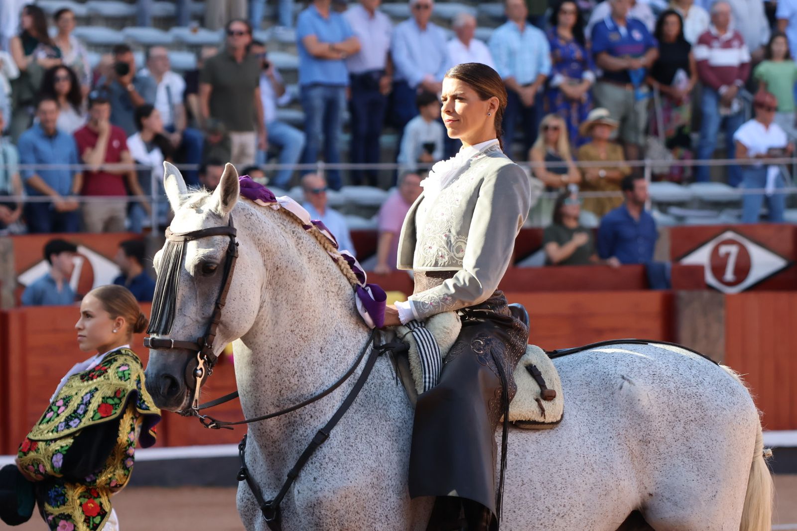 La Glorieta revive el aroma de la feria taurina con el primer festejo: Lea Vicens, Raquel Martín y Olga Casado