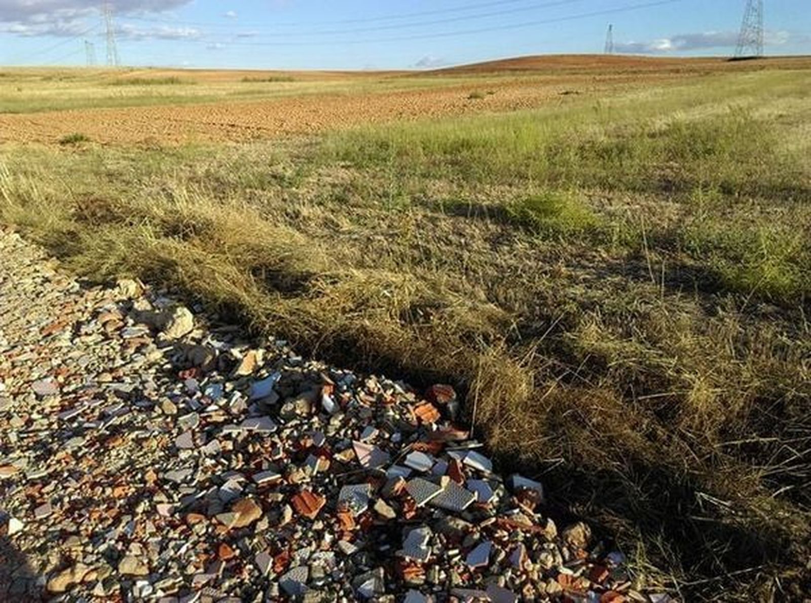 Alacios pan residuos escombros