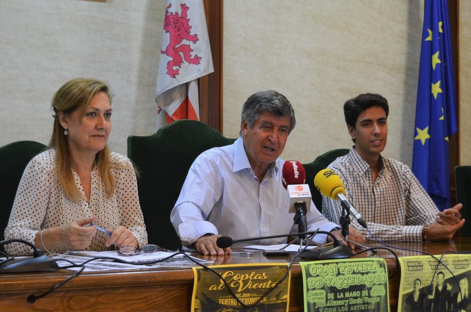 Fotografía. rueda de prensa (Copy) Fotografía. rueda de prensa (Copy)