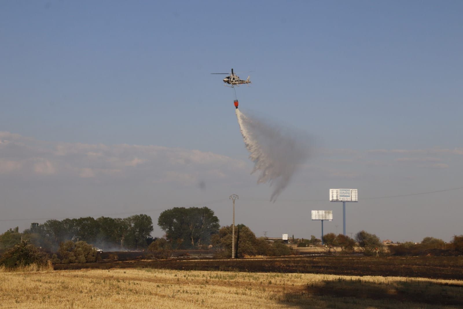 incendio-en-la-trasera-del-hotel-regio-3