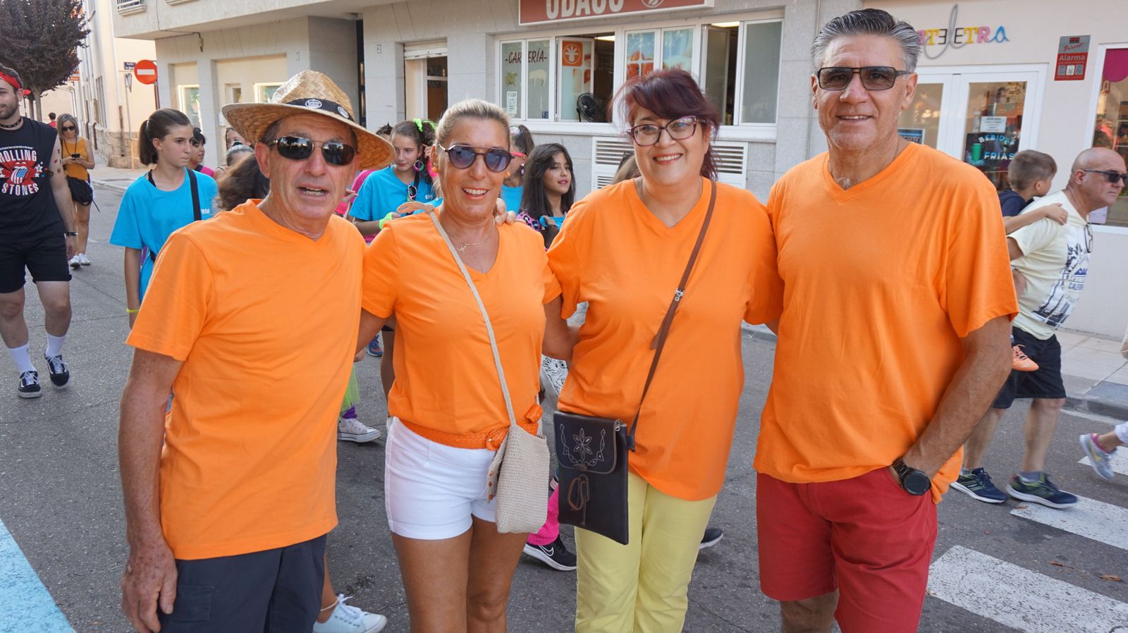 desfile-de-penas-en-castellanos-de-moriscos-15