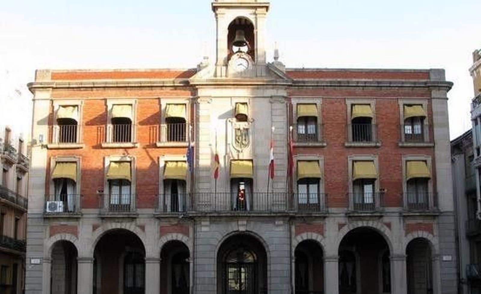 Los socialistas piden respuestas a quince "asuntos pendientes" en materia de Cultura y Turismo