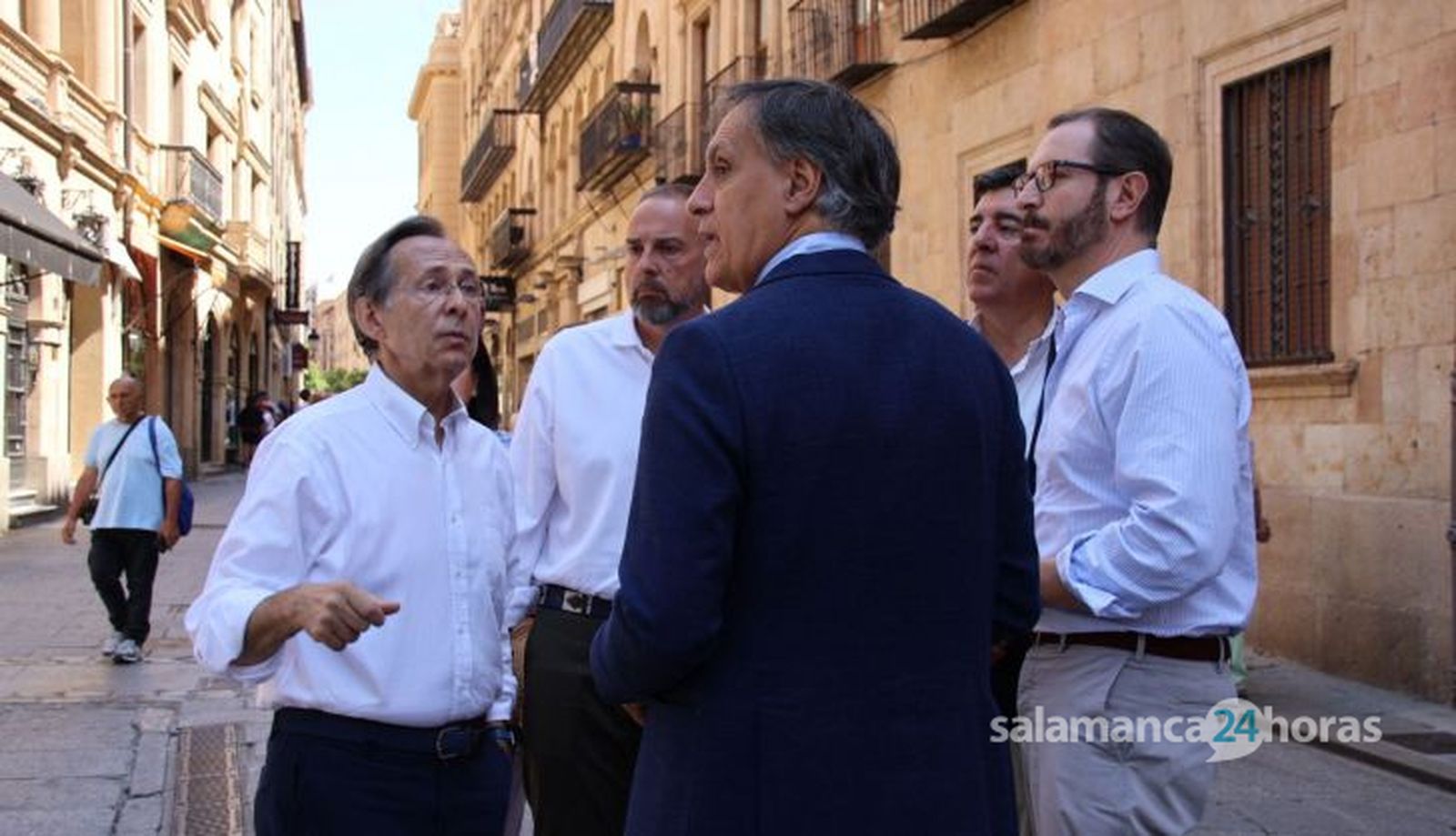 Javier Maroto, visita Salamanca para mantener un encuentro con la candidatura al Congreso y el Senado