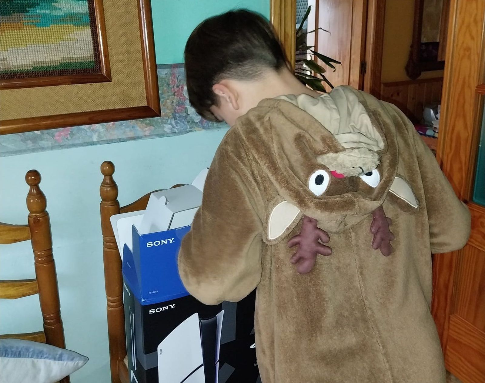 whatsapp-image-2024-12-25-at-10-31-25