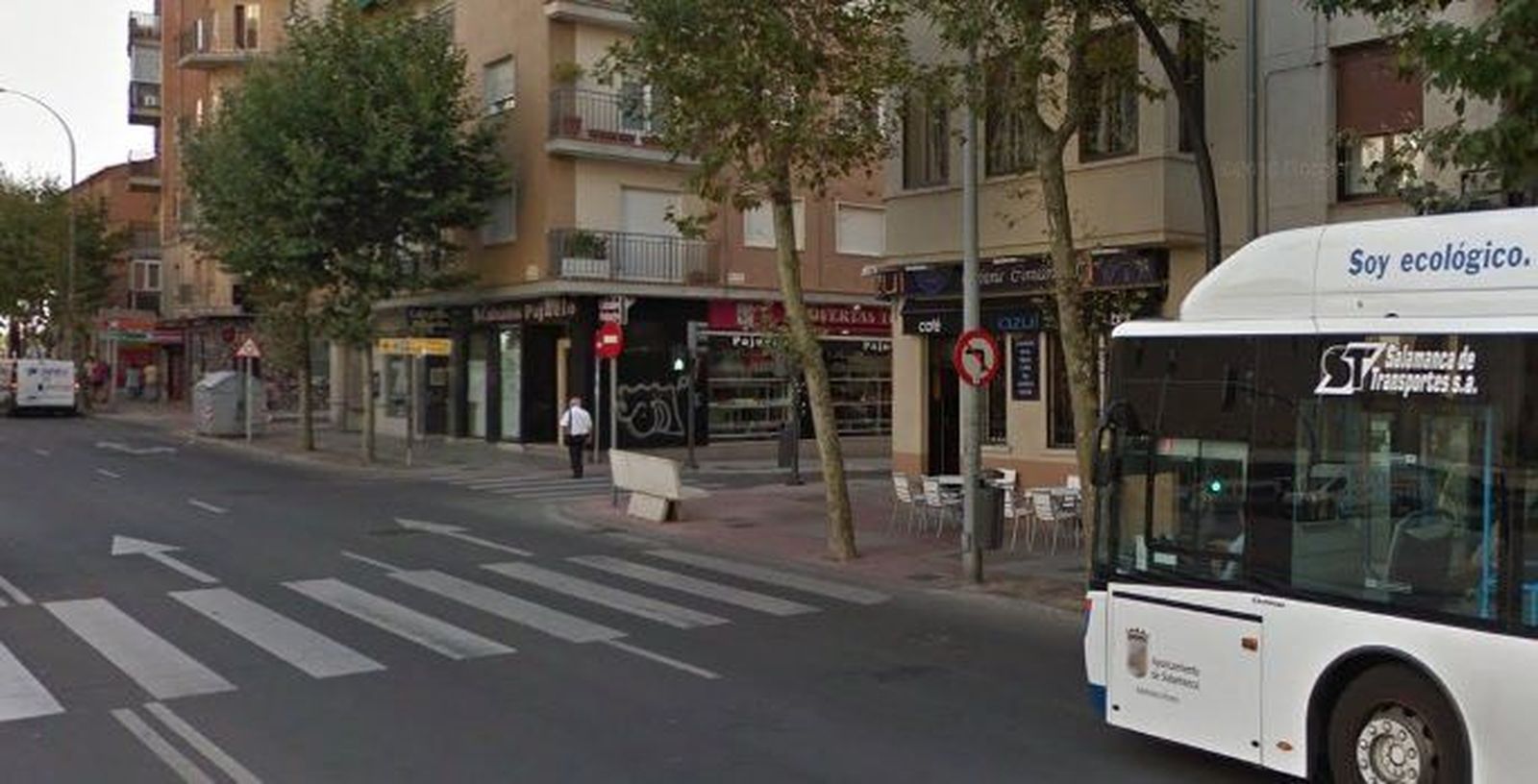 Repintadas las marcas viales en un centenar de calles para mejorar la seguridad