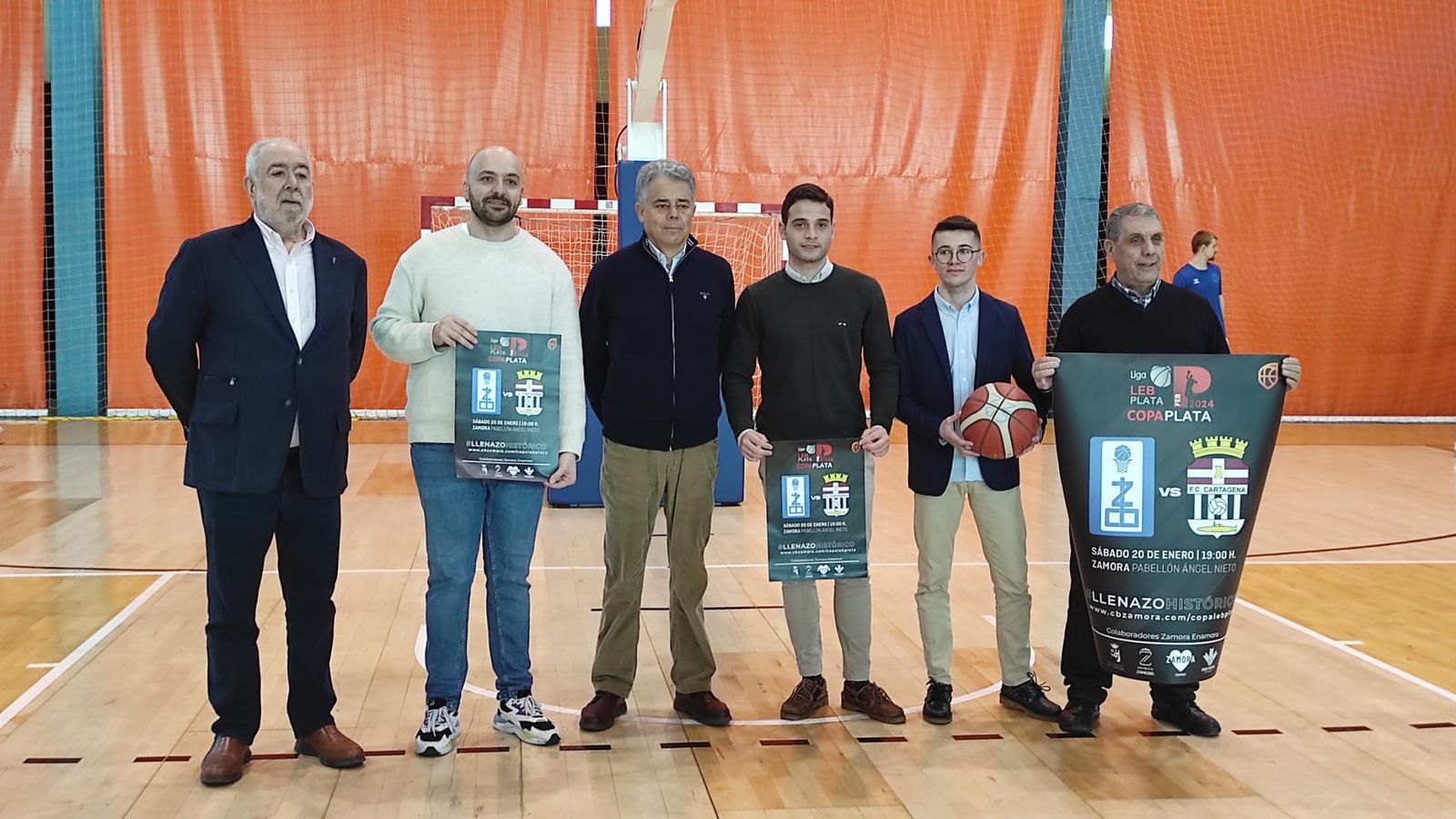El Ángel Nieto acoge la presentación de la Copa LEB Plata de este sábado.