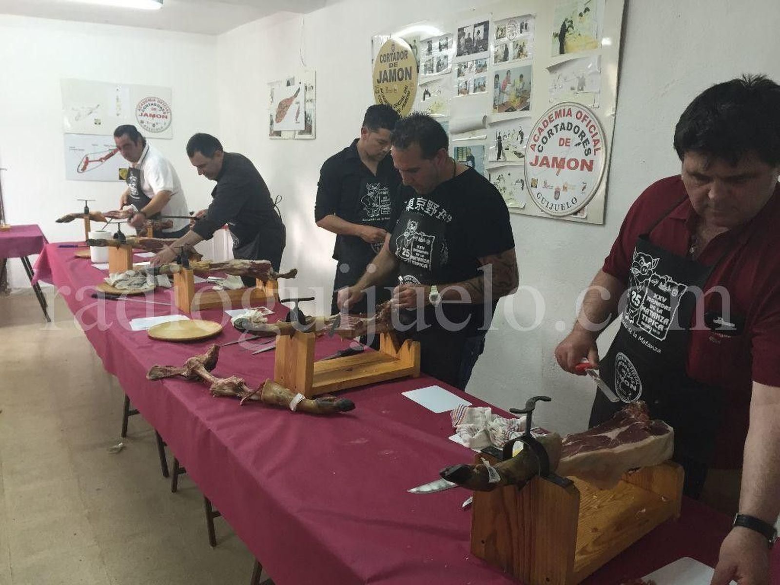 La Academia de cortadores de jamón abre sede en Madrid La Academia de cortadores de jamón abre sede en Madrid