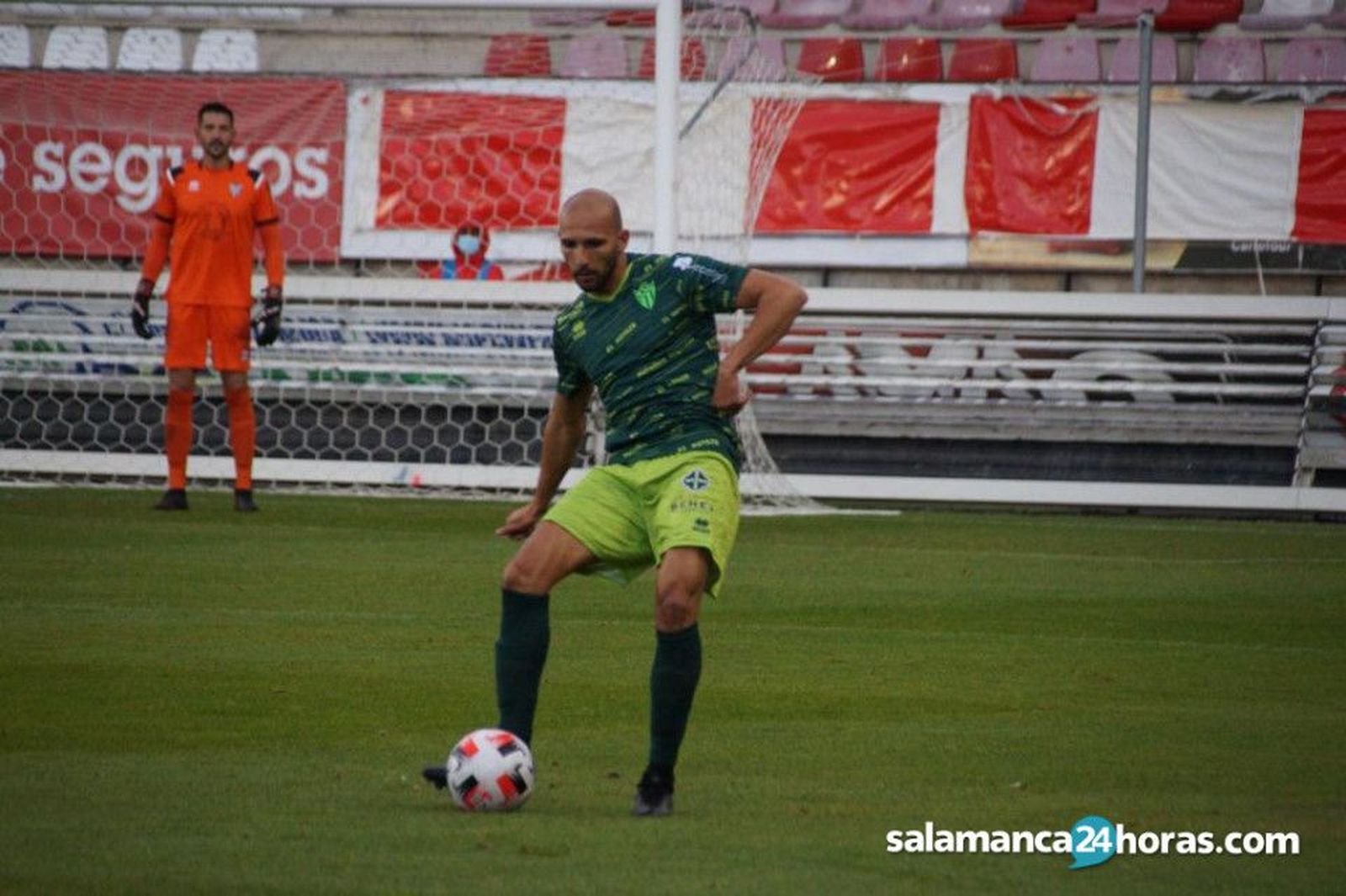 Kamal, en el partido en el Ruta de la Plata.
