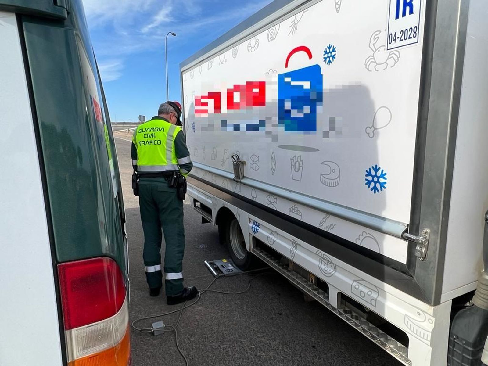campana-de-la-dgt-operation-truck-bus-de-roadpol-foto-s24h-4