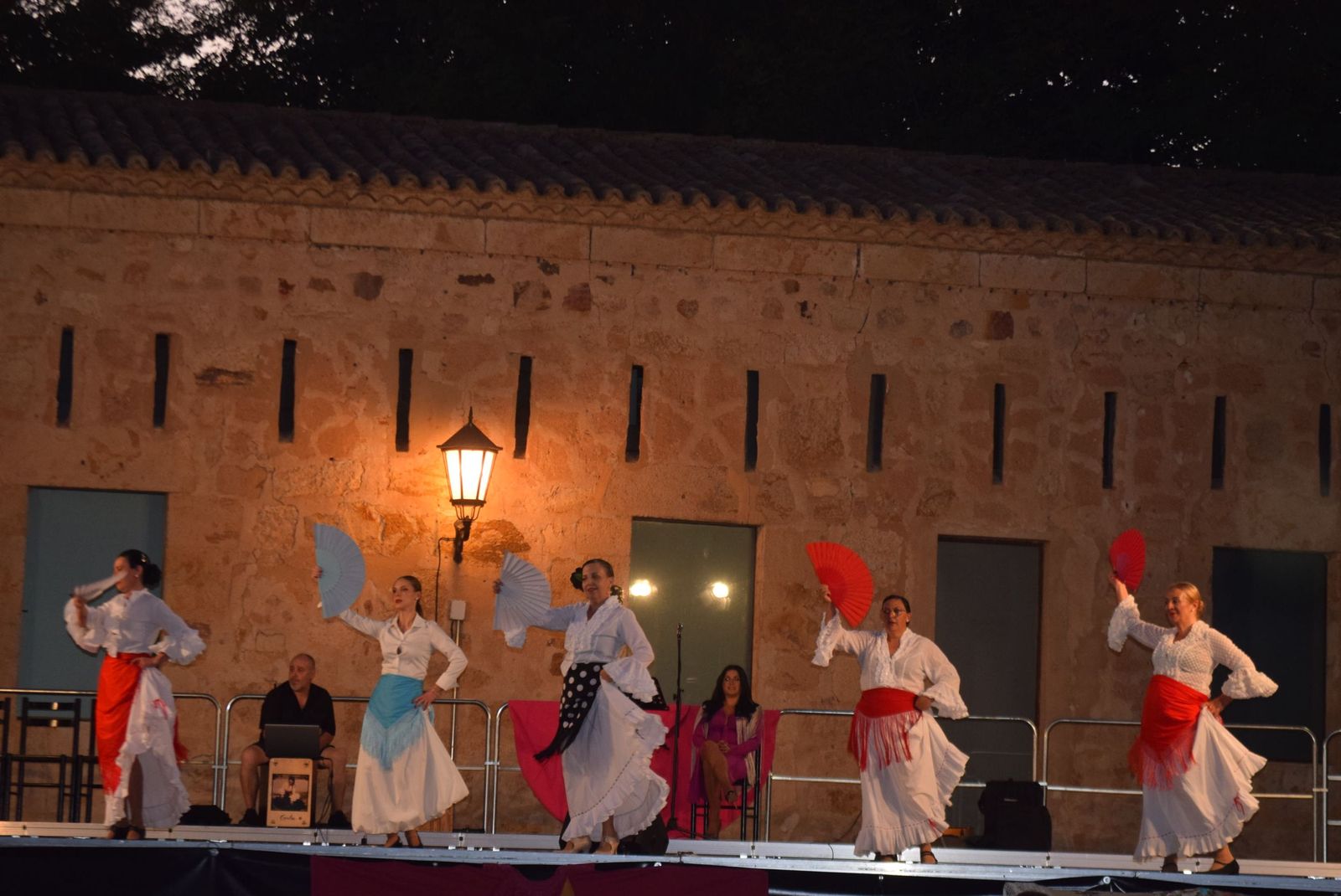 Arte rociero a los pies de la Catedral