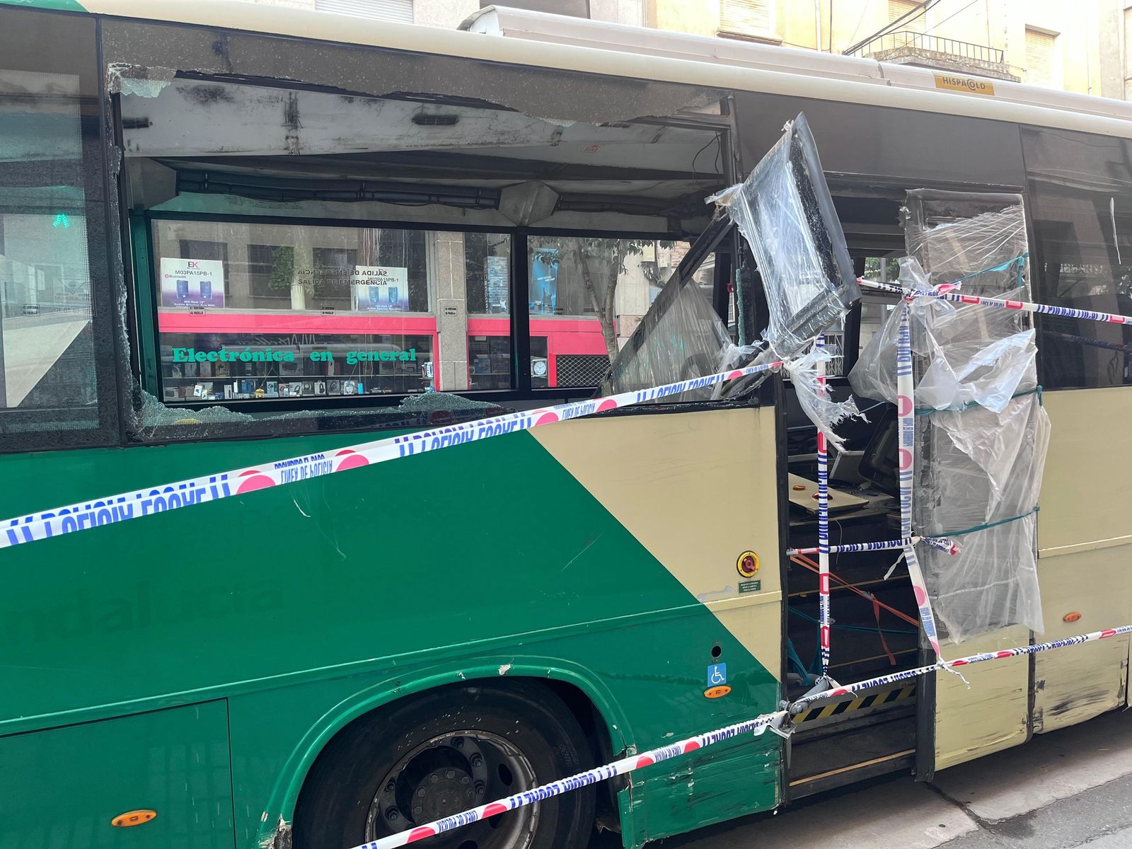 Autobús en la Calle Amargura (9).jpeg