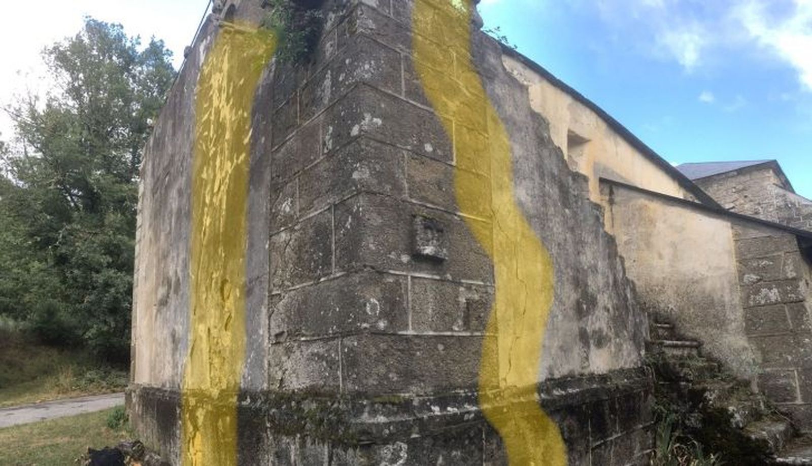 La iglesia del Cristo de la Veracruz en Anta de Rioconejos (2)