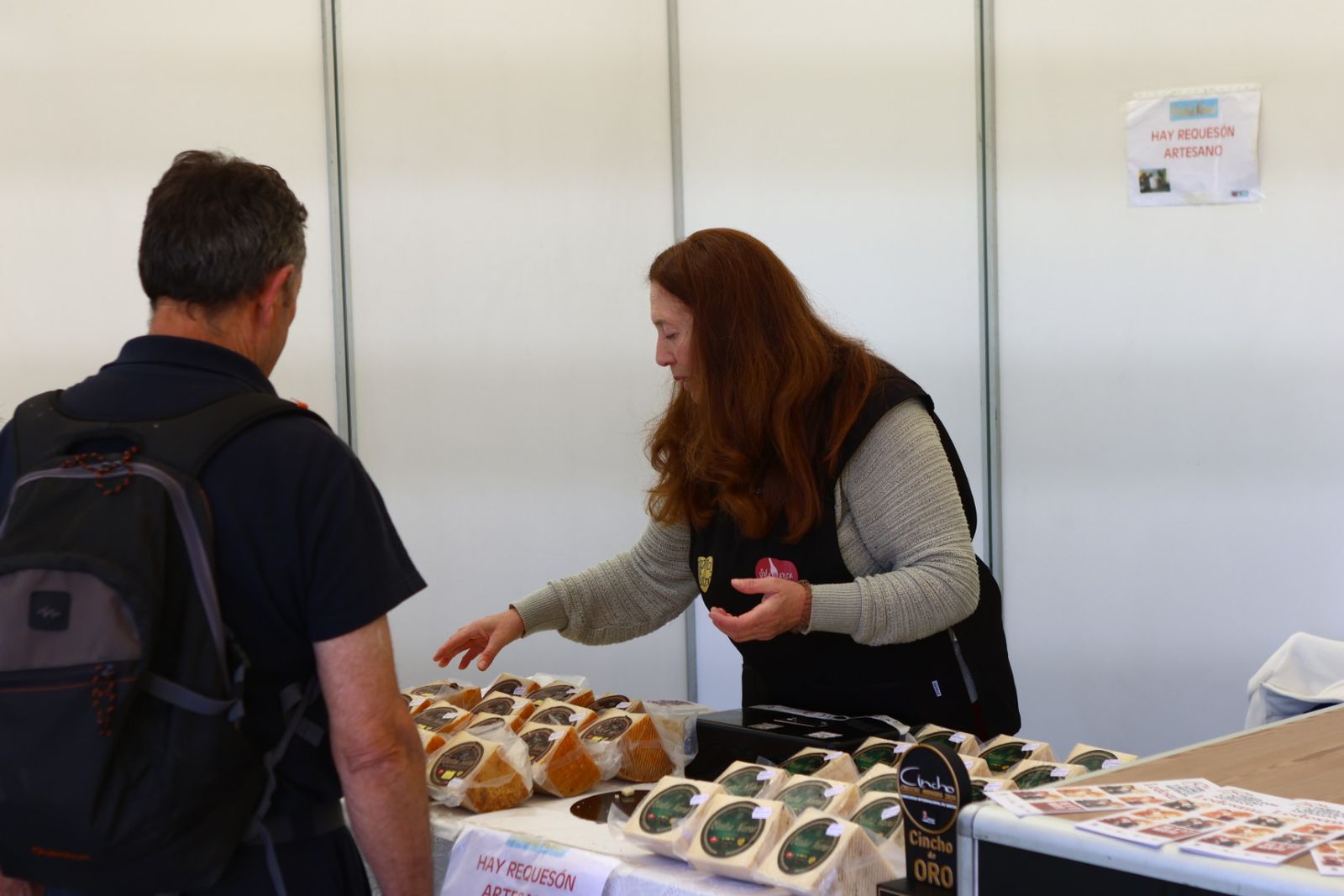 Ledesma ensalza la tradición salmantina con su Feria Alimentaria y Muestra Artesana