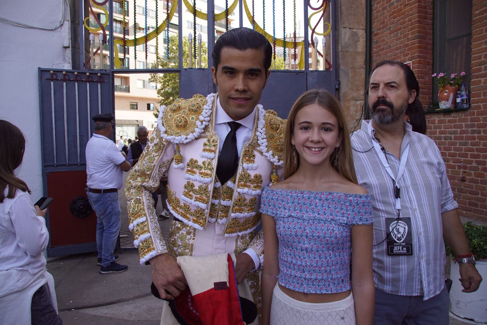 Así se ha vivido la primera corrida de la feria 2025 en La Glorieta: imágenes del ambiente en los tendidos y en el patio de cuadrillas