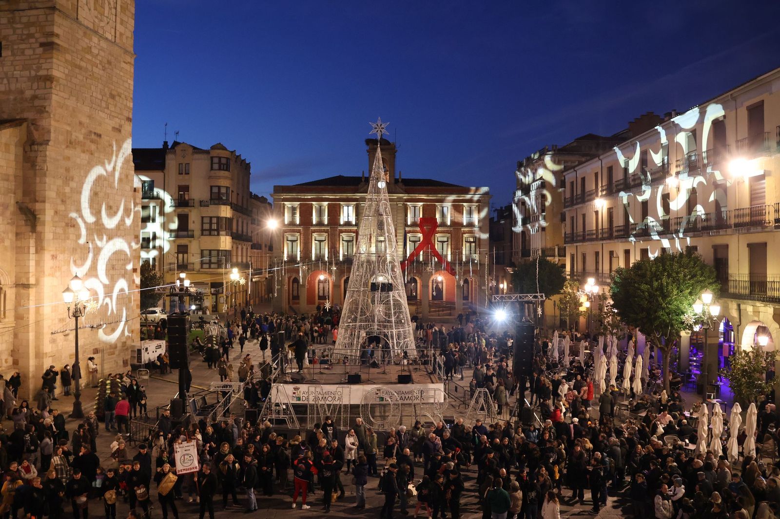 Encendido navideño en Zamora 2025 (23).JPG