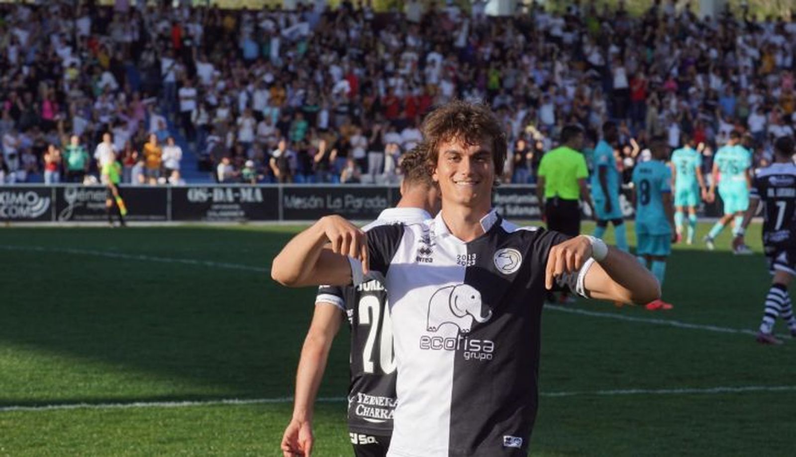 WhatsApp Image 2024 04 14 at 19.57.14 (1)