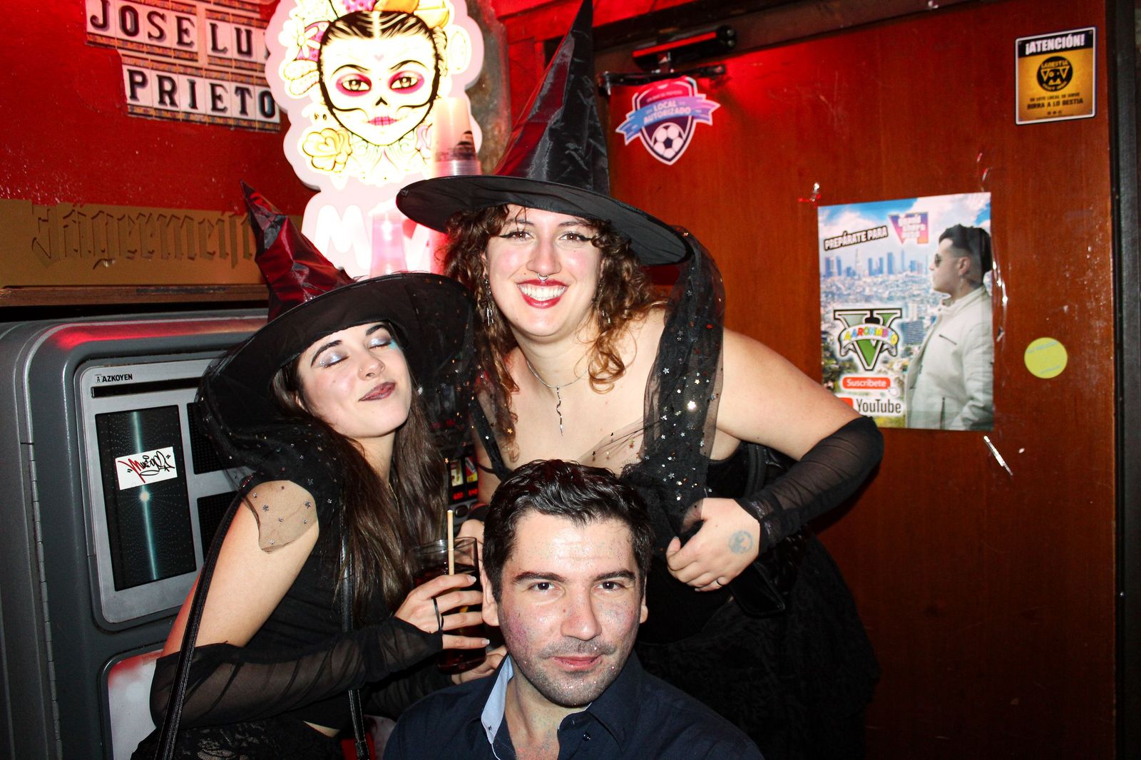 Salamanca de noche, viernes 31 de octubre