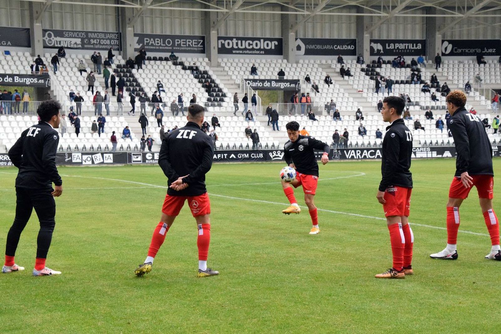 El Ayuntamiento de Burgos sí otorga la concesión del estadio municipal al Burgos CF SAD: El Zamora CF sigue a la espera