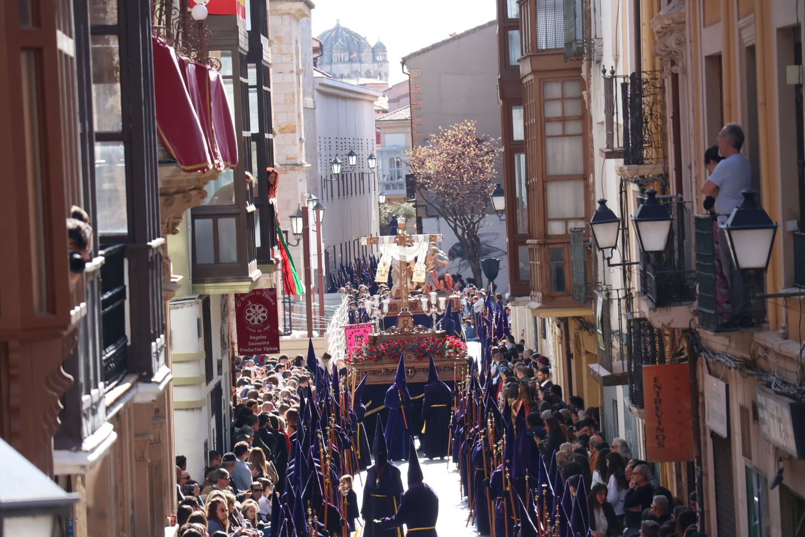 GALERÍA | Revive en imágenes la procesión de la Vera Cruz