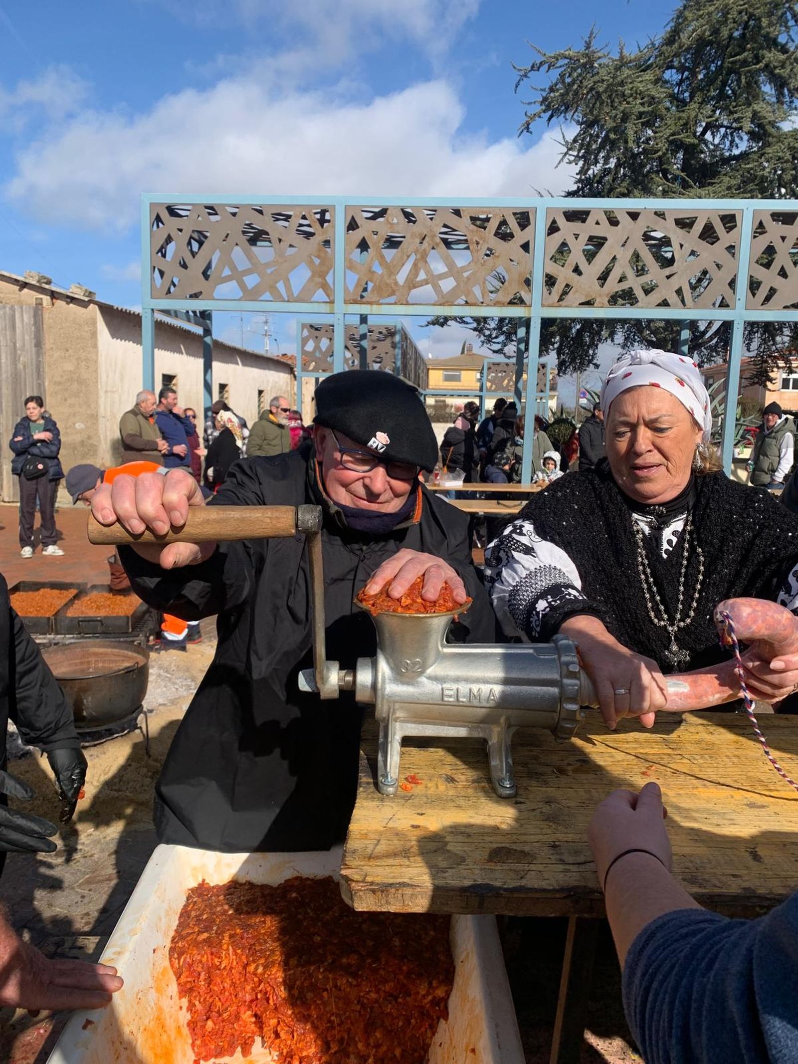 Doñinos revive las labores más artesanales de la provincia con la XVIII fiesta de la matanza