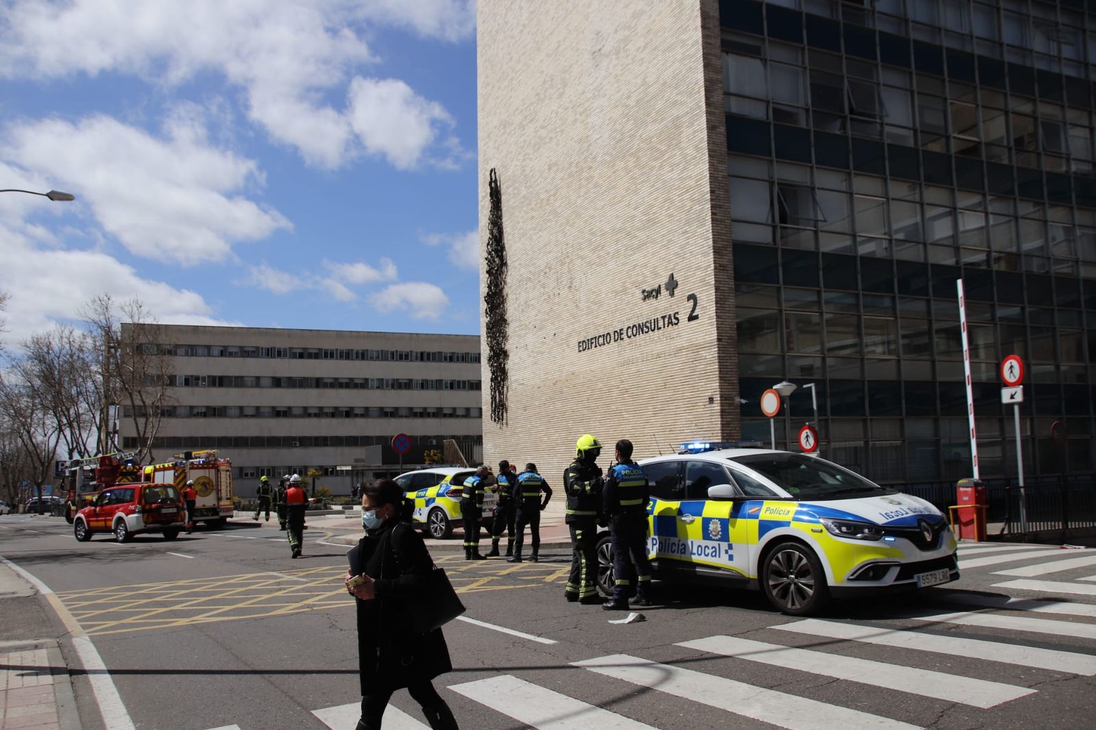incendio-en-el-hospital-virgen-de-la-vega-1