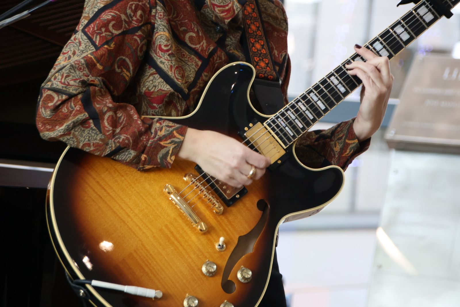 Concierto en el hall principal del Hospital de Salamanca, enmarcado dentro de los actos del 50 Aniversario del Hospital Clínico Universitario de Salamanca