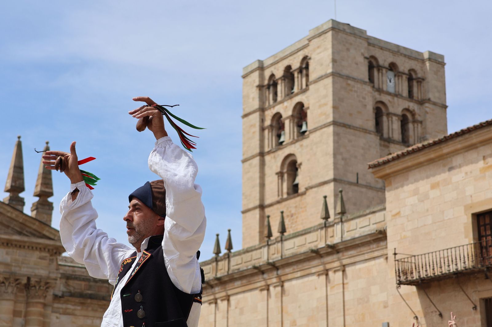 el-bolero-de-algodre-en-la-plaza-de-la-catedral-35