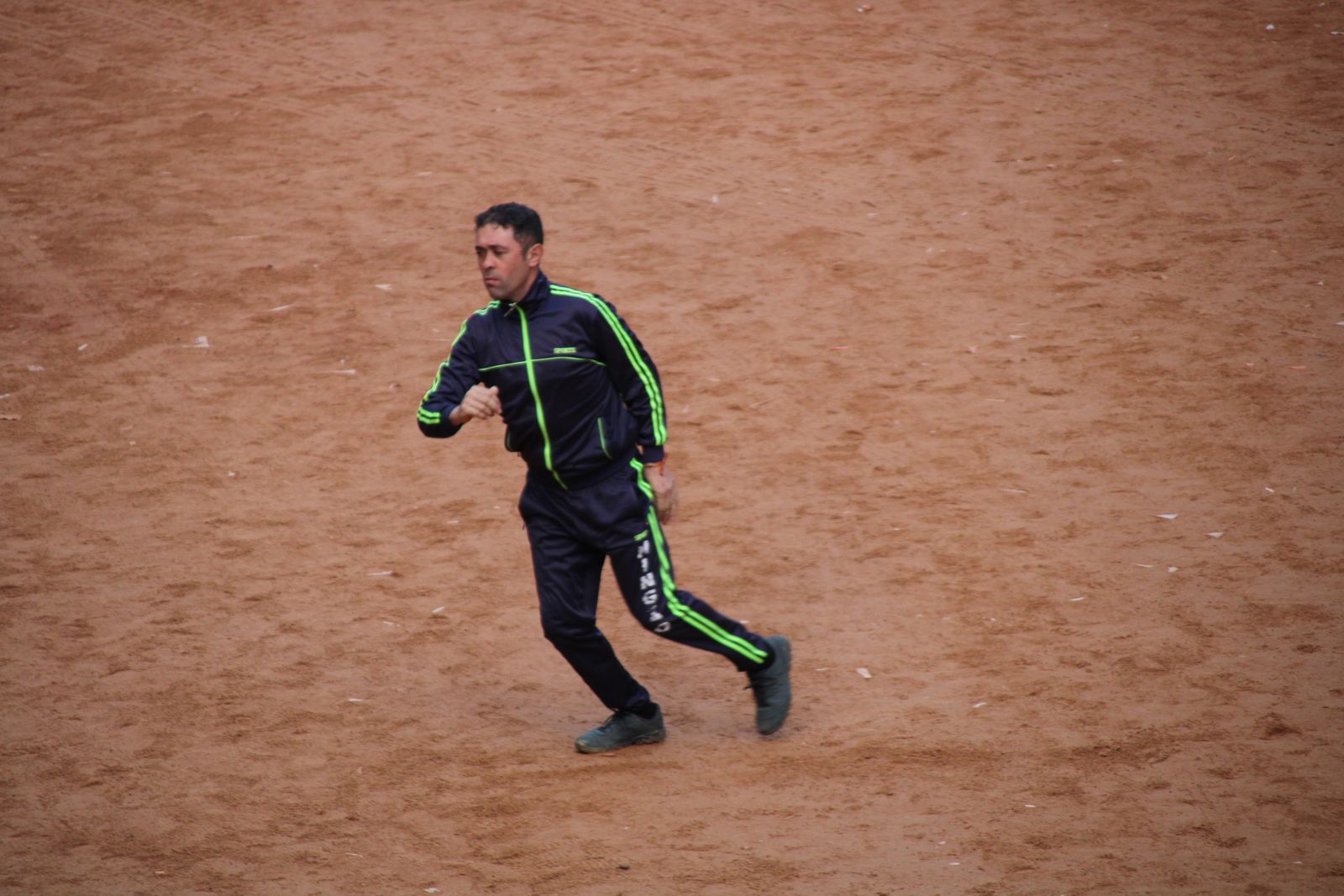 Toro del aguardiente en la mañana de martes del Carnaval del Toro 2026
