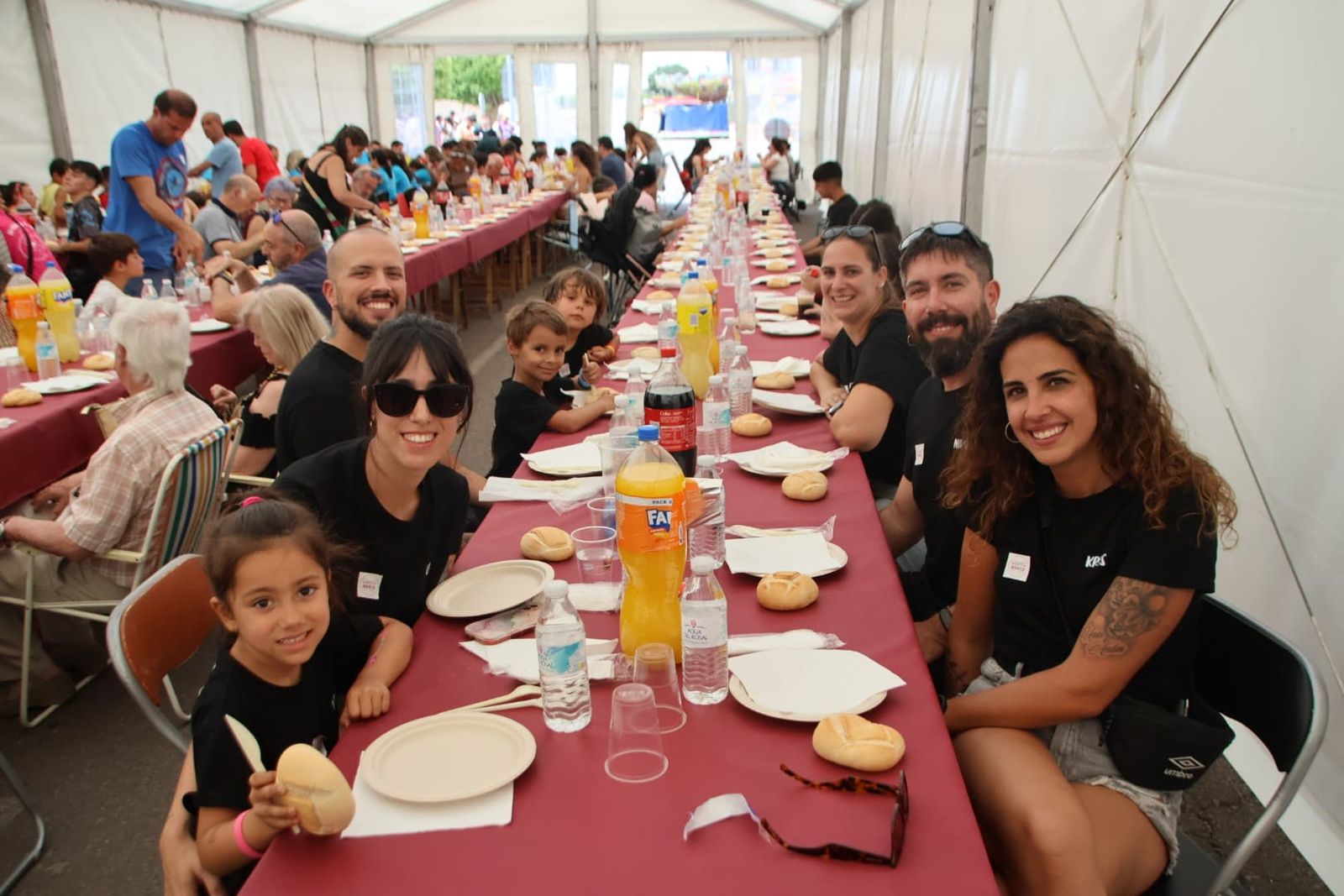 Degustación de paella en Villares de la Reina por las fiestas del Corpus Christi 2025