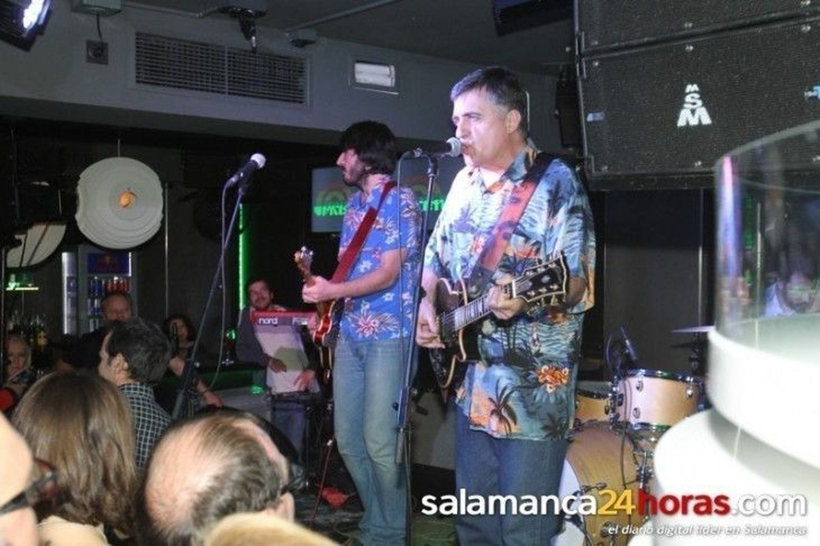 El Gran Wyoming convierte Music Factory en una fiesta rockera junto a Insolventes