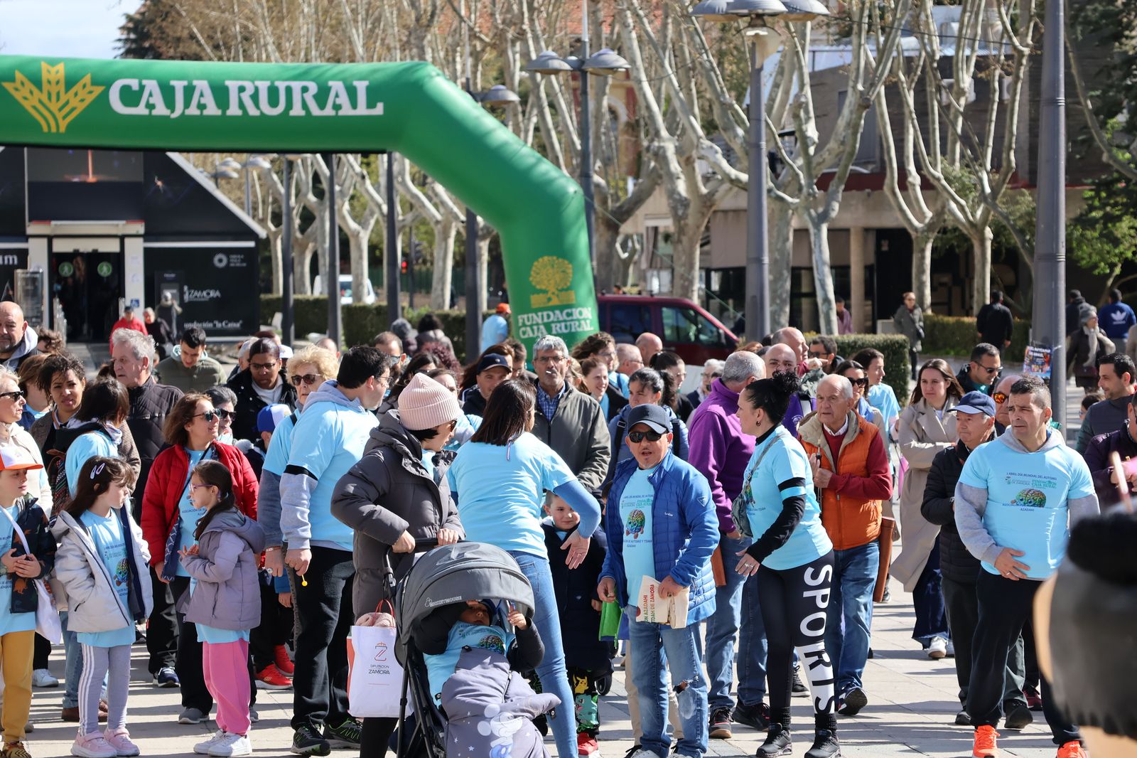 paseo-solidario-por-el-dia-mundial-del-autismo-en-zamora-22