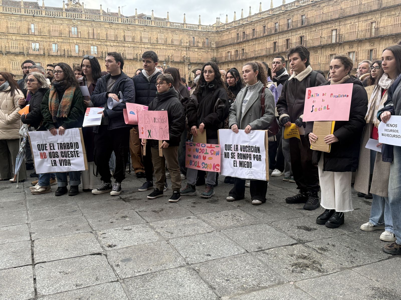 "Somos Belén": El sector social se concentra en tributo a la educadora social asesinada en Badajoz