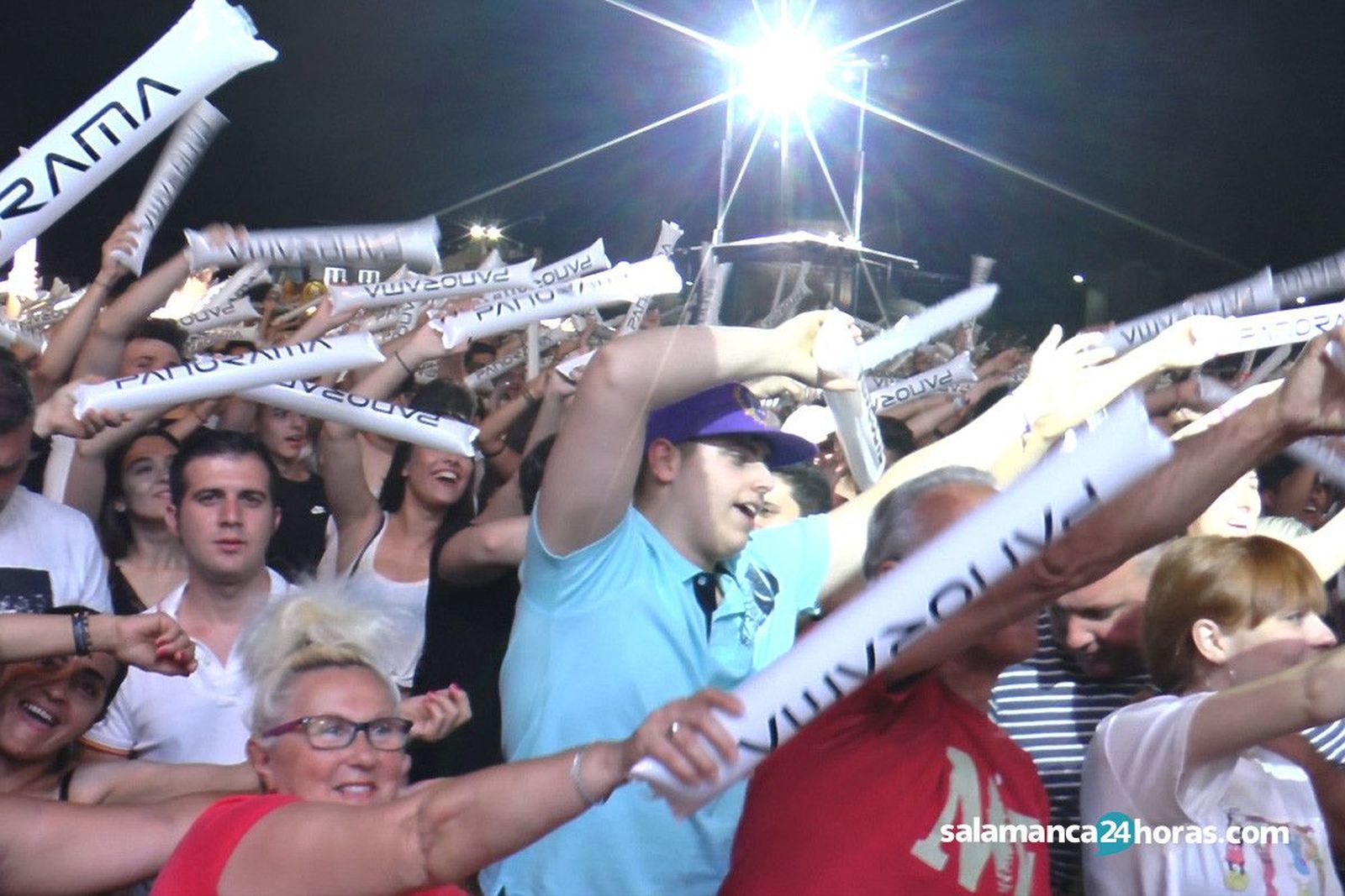 Orquesta panorama en Castellanos de Villiquera (15)