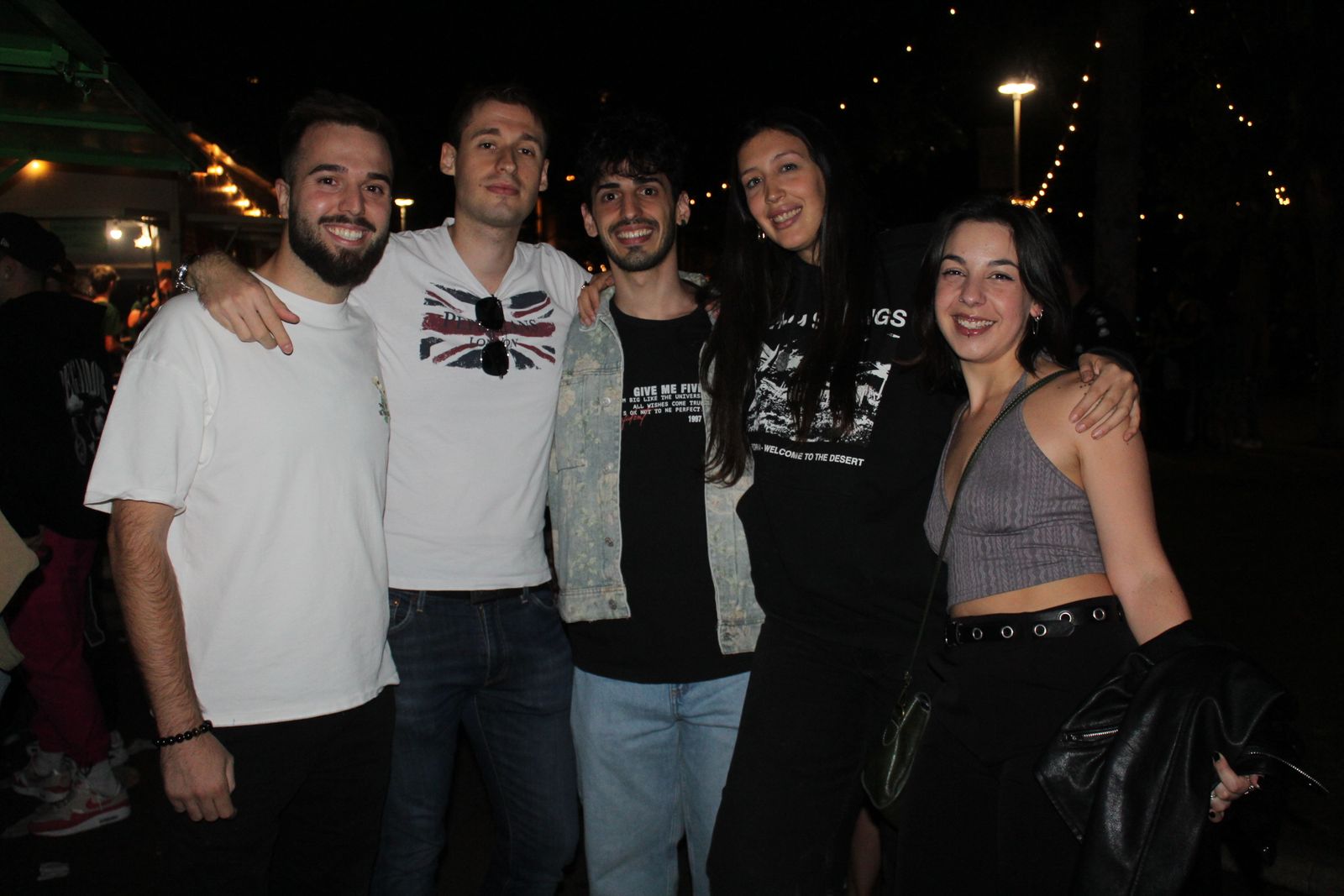Ambiente en la Feria de Día en la tarde de este lunes