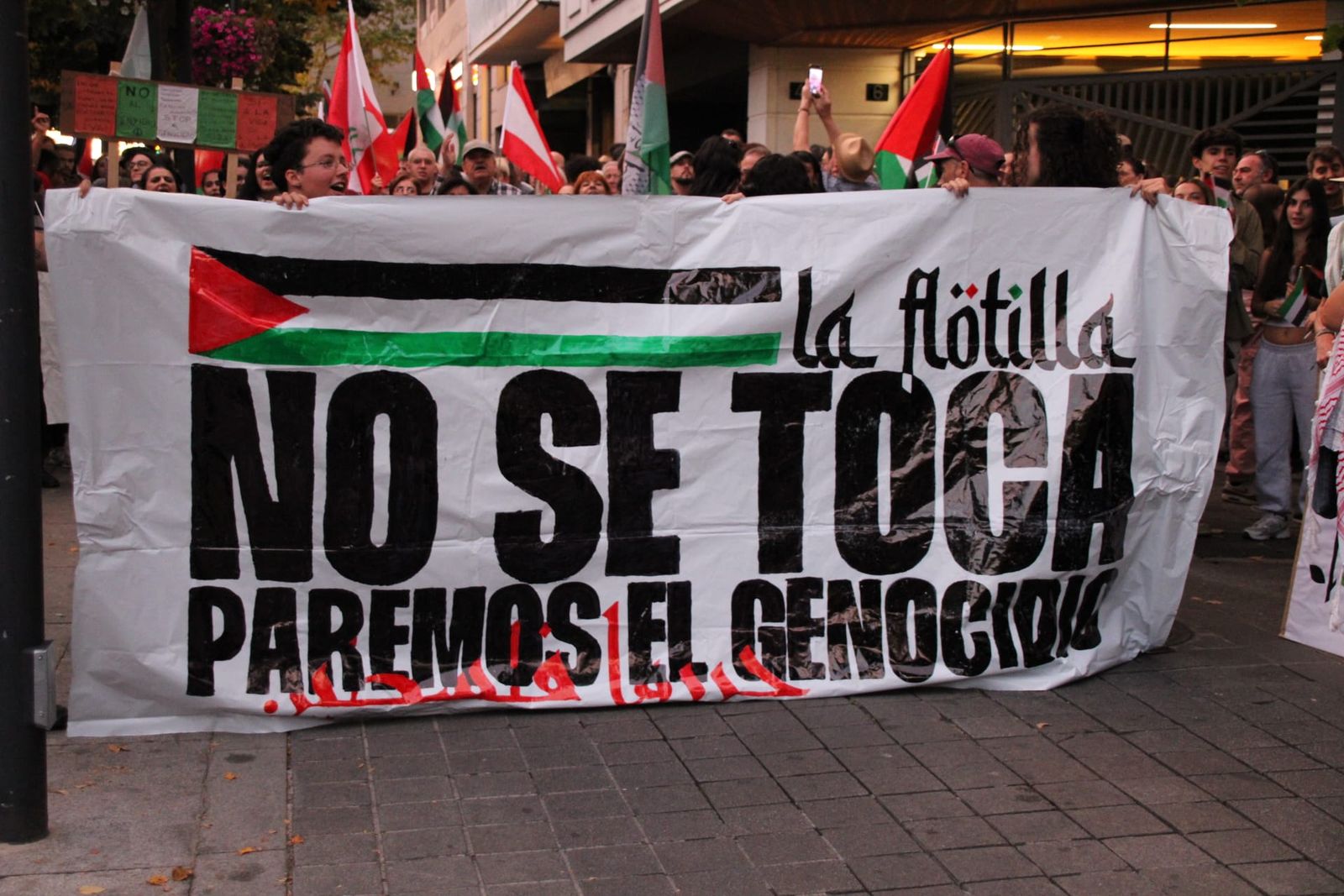 Medio millar de personas se manifiestan en Salamanca en apoyo a Palestina y la flotilla