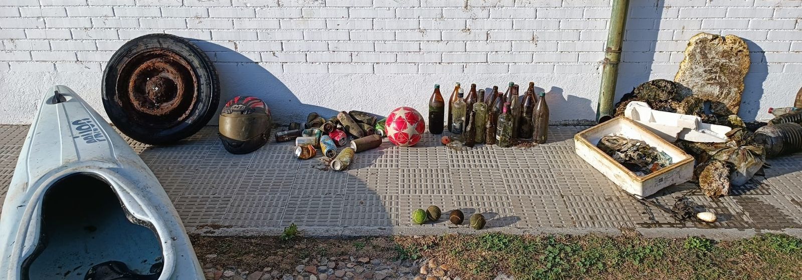 Basura recogida por el Club Salamanca Canoe Kayak